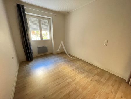 Location Appartement 3 pièces 68m² - Photo 5