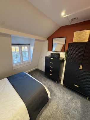 2 Bed Maisonette, Upper Tooting Road, SW17 - Photo 1