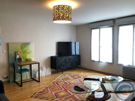Location Appartement 3 pièces 75m² AMBOISE 37400 - Photo 2