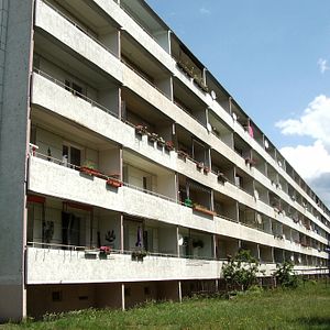 Zwei Zimmer, 6 m Balkon, wunderbarer unverbauter Blick - Foto 3