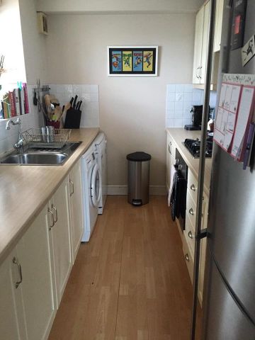 1 Bed Flat, Wolfdene House, SW12 - Photo 4