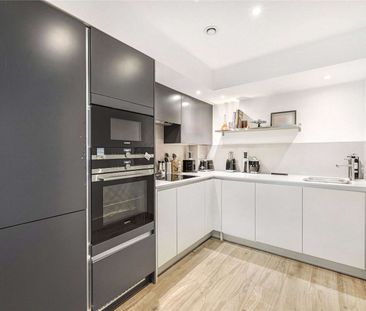 A large one-bedroom apartment with immaculate interiors, on the sec... - Photo 6