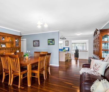 12 Franciscea Street, Everton Hills QLD 4053 - House For Rent | Domain - Photo 2