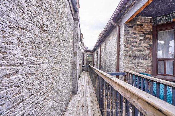 For Lease - 1072 St Clair Avenue Unit# 1, Toronto, Ontario - Photo 1