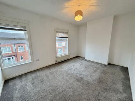 3 bedroom terraced house to rent - Photo 3