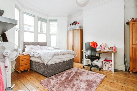 Victoria Park, - Photo 4