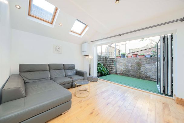Biscay Road, W6, London - Photo 1