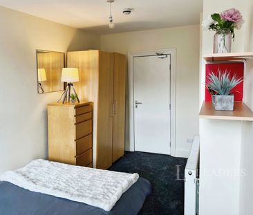 5 bedroom house to rent Booth Avenue, Manchester, Greater Mancheste... - Photo 2