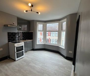 1 Bed Flat, Hothfield Road, CH44 - Photo 1