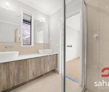 Modern Family Living in the Heart of Bonnie Brook - Photo 4