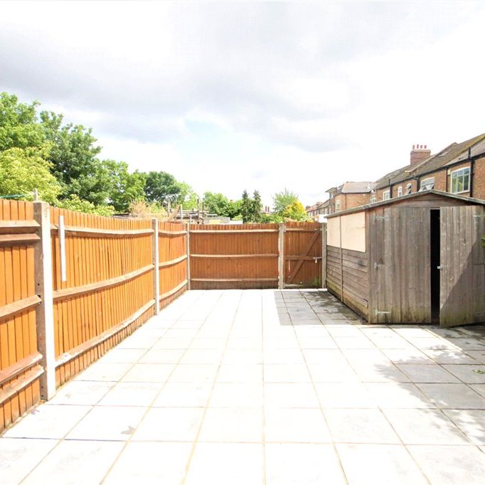 Edenvale Road, Mitcham, CR4 2DN - Photo 1