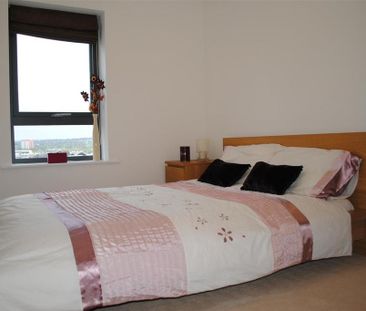 2 bedroom apartment to rent - Photo 3