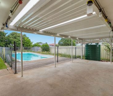 Relaxed Family Lifestyle with Pool, Space and Convenience - Photo 5