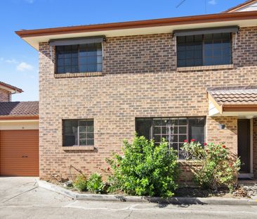 Extra Large Townhouse In Peaceful Location !! - Photo 6