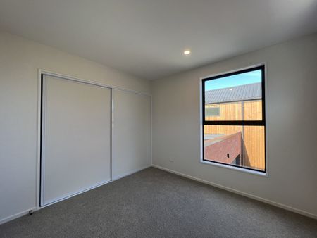 2/389 Armagh Street, Linwood - Photo 4