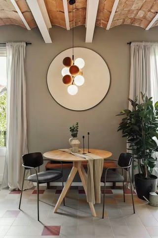 Ronda de Sant Pere, Barcelona, Catalonia 08010 - Photo 5