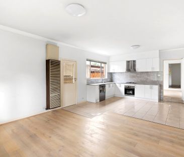 Dual Living in Prime Hawthorn Location - Photo 3