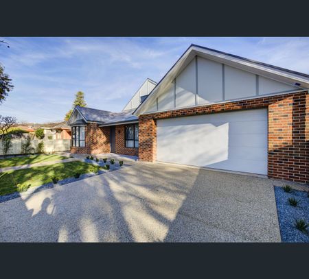 32 Albert Avenue, Tranmere, SA 5073 - Photo 2