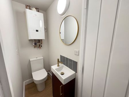 Room in a Shared House, Rectory Road, NG2 - Photo 2