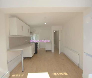 Thorngrove Road, Upton, E13 - Photo 5
