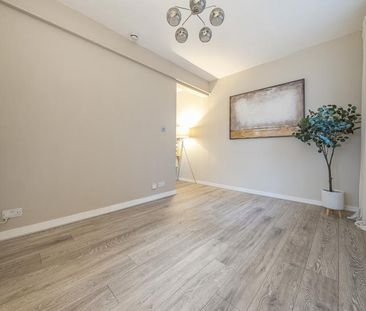 Wycliffe Buildings, Guildford, Surrey, GU2 - Photo 3