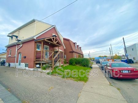$1,275 / 1 br / 1 ba / 450 sqft 275 Kensington unit 2 - Photo 4
