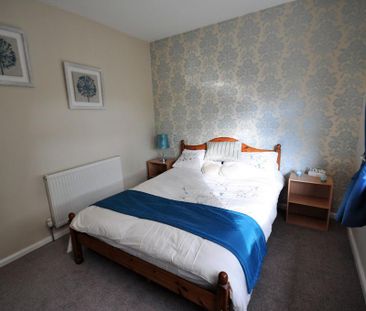 3 bedroom semi-detached house to rent - Photo 4