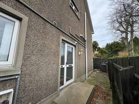 Shamrock Apartments Roddens Court, Larne, BT40 1PX - Photo 2