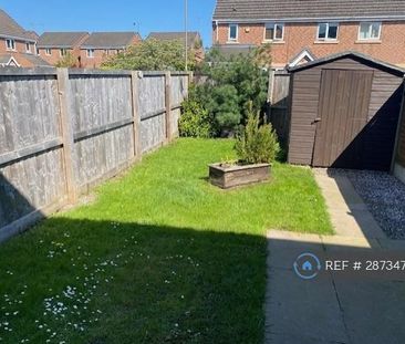 3 bedroom end of terrace house to rent - Photo 1