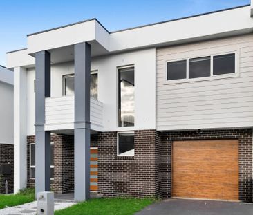 Modern Three Bed home offering Space and Comfort - Photo 3