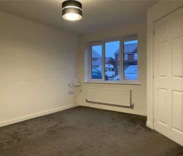 Hob Close, Monkton Heathfield, Taunton, TA2 - Photo 3