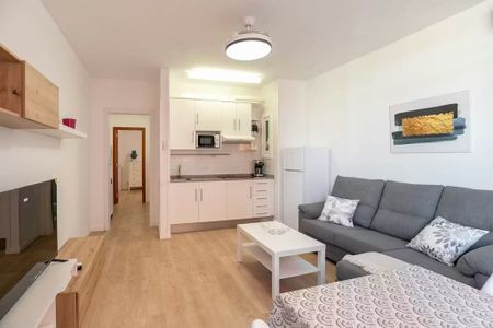 Carrer de Joan Gamper, Barcelona, Catalonia 08014 - Photo 3