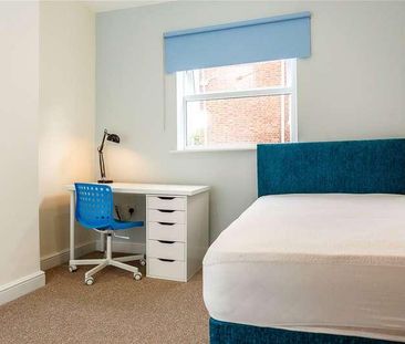 York Terrace, Exeter, Devon, EX4 - Photo 1