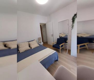 Room in a shared 13-bedroom apartment for rent in Cabanyal-Canyamelar perfect for professionals and students - Photo 5