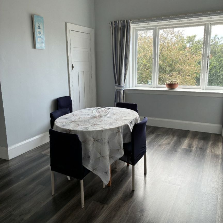 Furnished Convenient Living - Photo 1