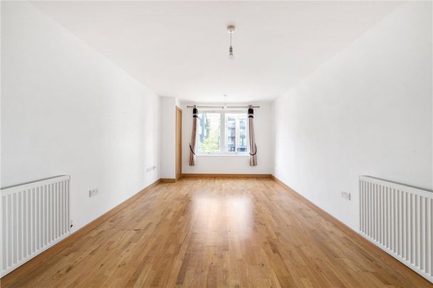 Well presented 1 bedroom apartment for rent in situated within walking distance of the City Centre. GCH. Allocated parking. Unfurnished. - Photo 1