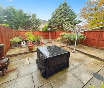 Priory Court, Neath, SA10 - Photo 2