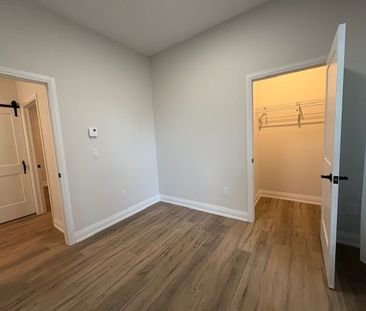 For Lease - 22 McGill Street Unit# 2, Quinte West, Ontario - Photo 6