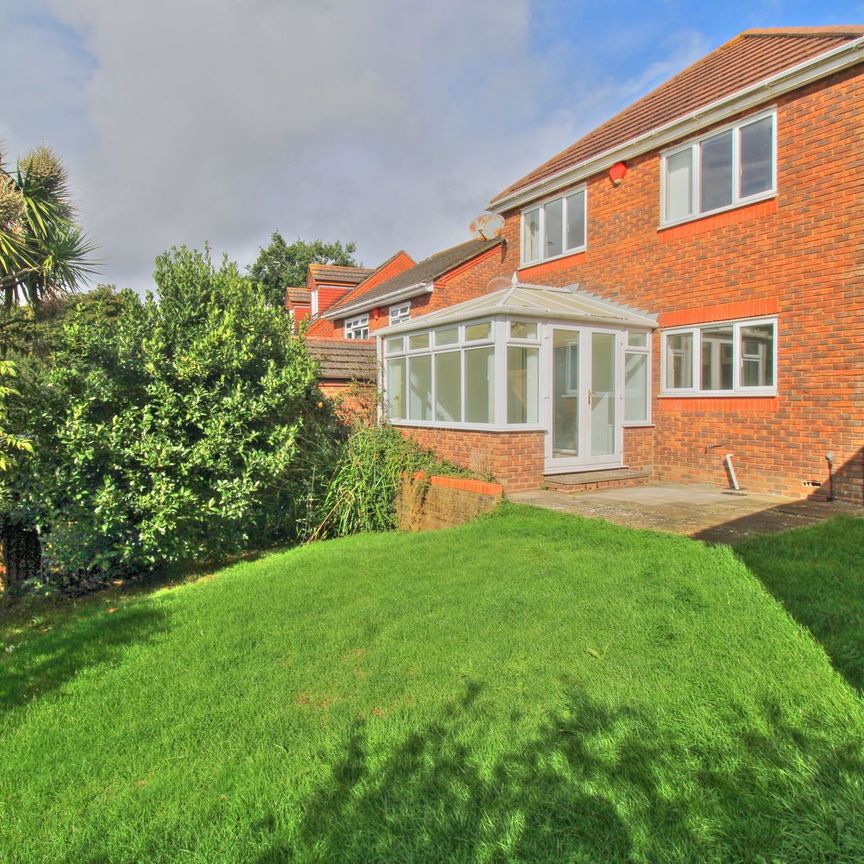 Beaulieu Drive, Stone Cross, Pevensey, BN24 5EW - Photo 1