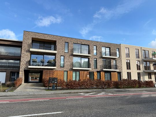 Exclusief penthouse met terrassen, carport en garage - Foto 1