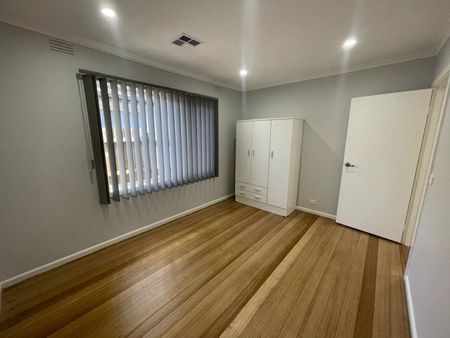 A charming family home - Photo 4