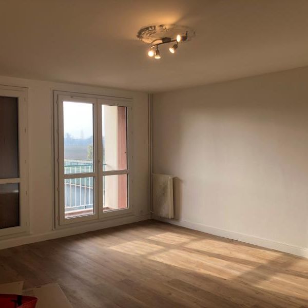 Location Appartement 3 pièces 75m² - Photo 1