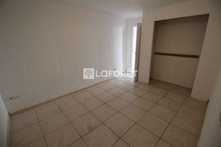 Apartment - Photo 3