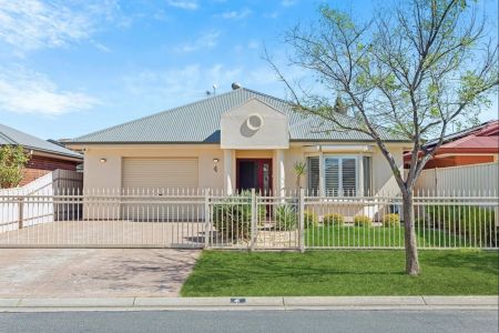 4 Coogee Avenue, Paralowie. - Photo 2