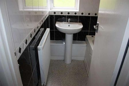 Grove Bank, Grove Hill, Brighton, BN2 - Photo 5