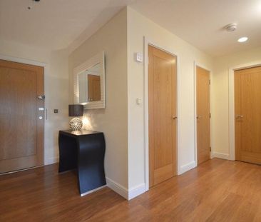 Shoppenhangers Road - Photo 2