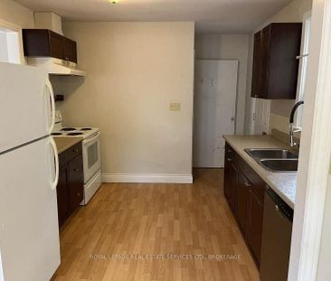 For Lease - 235 Lakeshore Road, Oakville, Ontario - Photo 5