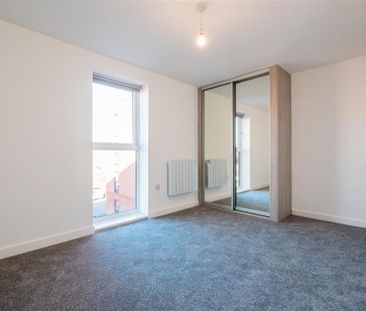 2 bedroom apartment to rent - Photo 6