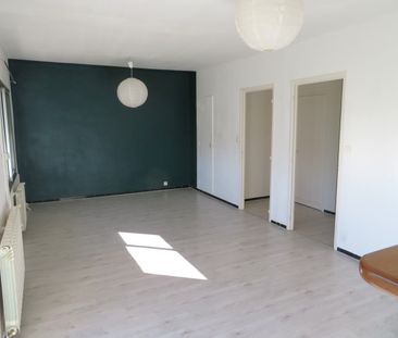 Maison + Garage 940€ H.C , proche rue salomon reinach, Nîmes - Photo 3