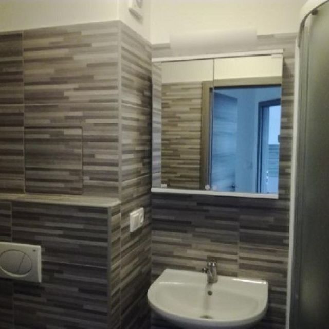 Pronájem bytu 2+kk • 40 m² bez realitkyHolandská, Kladno - Kročehlavy, Středočeský kraj - Photo 1